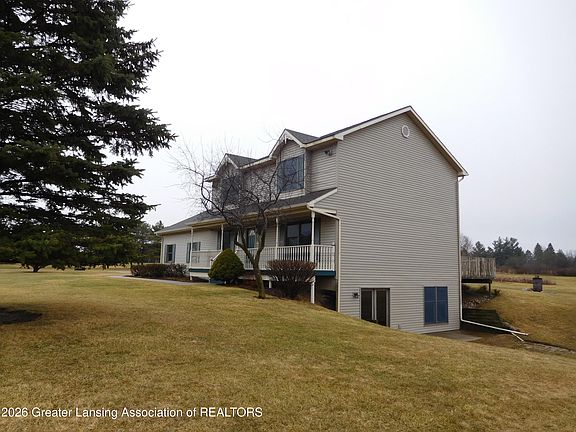 2nd image of 8201 W Howe Rd