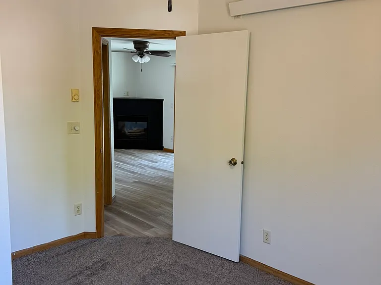 1519 1/2 Wilson St #B — Photo 16