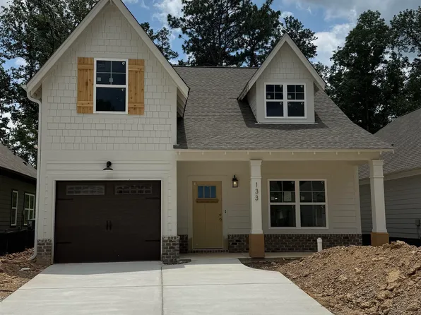 133 Huntley Dr, Pelham, AL 35124
