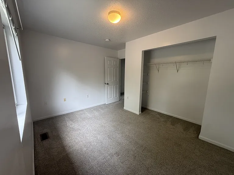 330 W Cherry St #Y23 — Photo 12