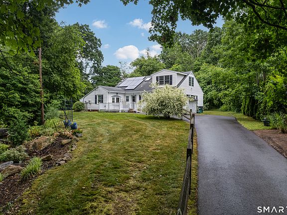 3rd image of 86 Davis Drive