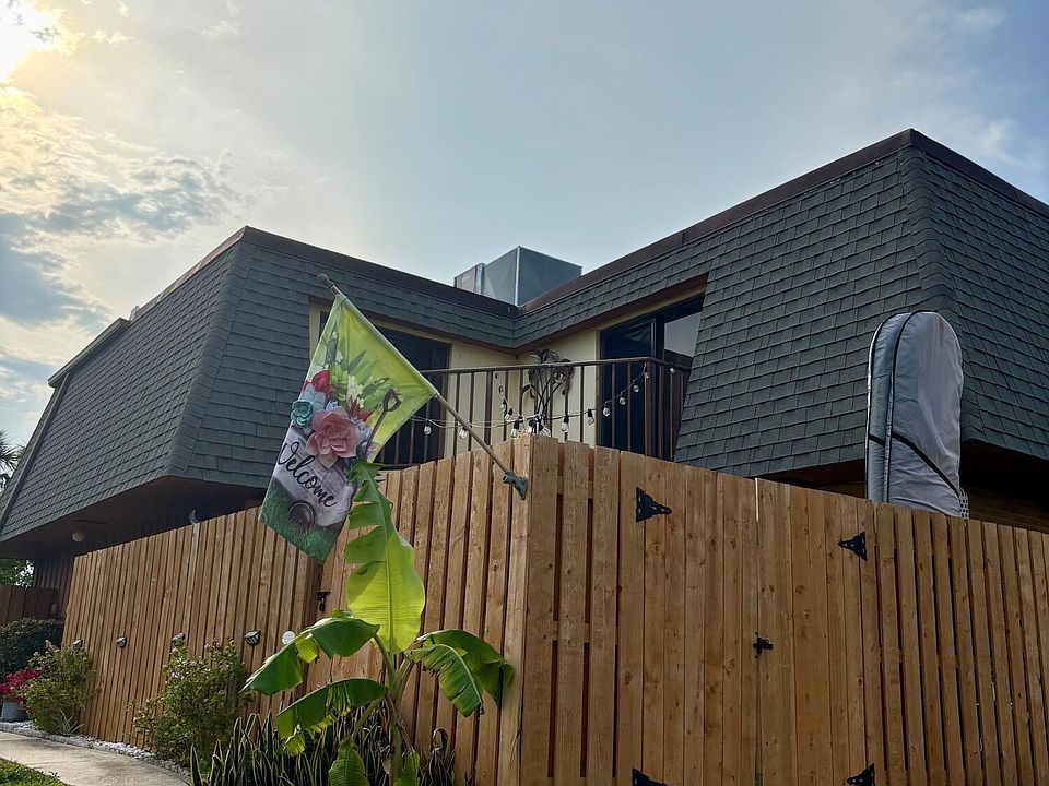 1st image of 114 Cedar Dunes Dr