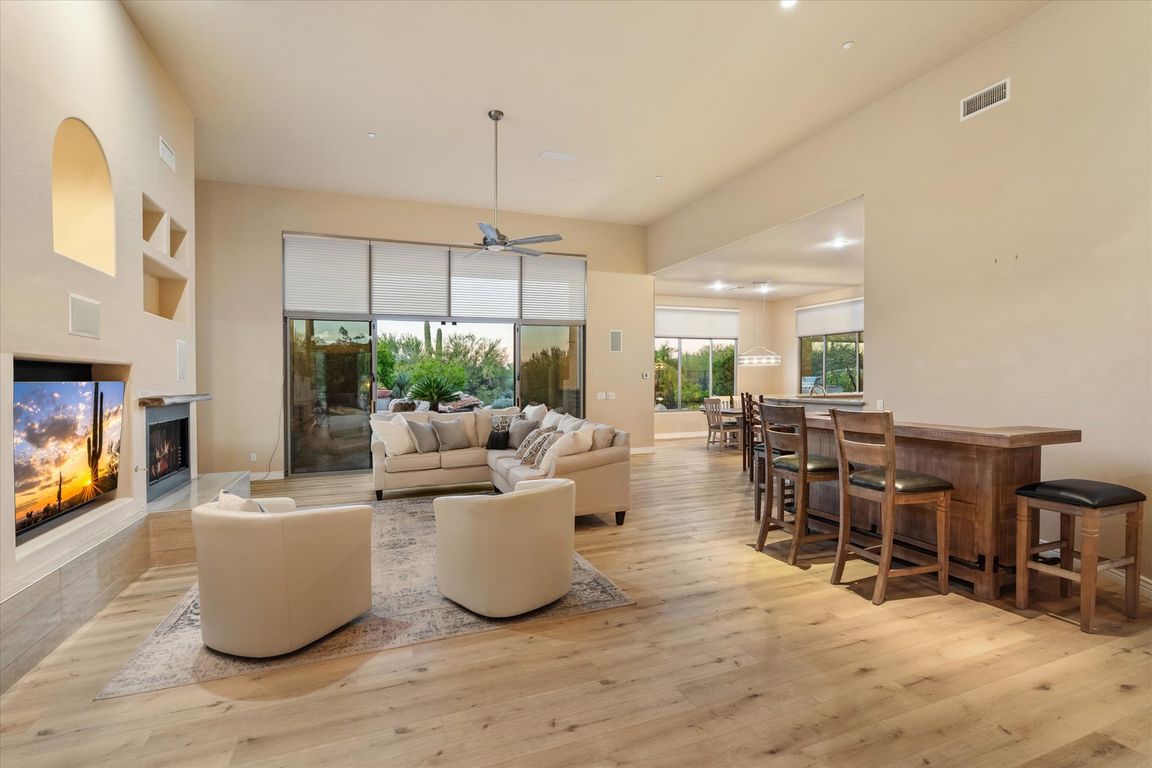 next background image