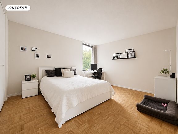 4th image of 1641 3rd Ave APT 1C