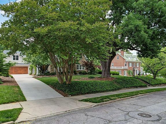 3rd image of 108 Arden Pl