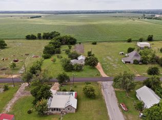 711 E Clark St, Bartlett, TX 76511
