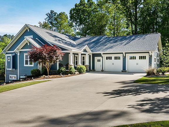 2nd image of 106/104 Placid View Ct