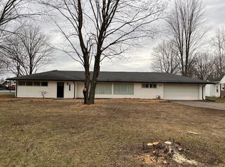 26892 Sibley Rd, Brownstown, MI 48174