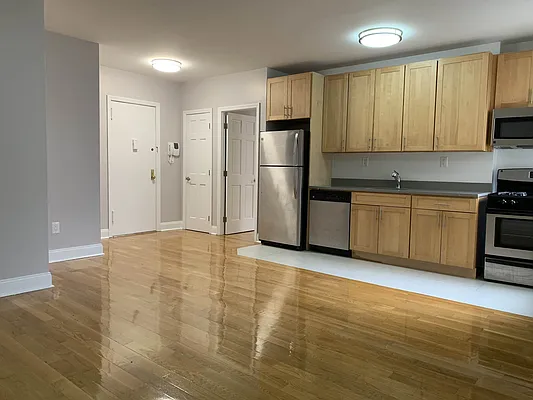 Rented by Beekman Street Realty | media 1