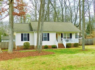 2408 Flora Vista Rd, Greensboro, NC 27406