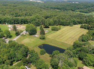 7 River Rd, Pomfret Center, CT 06259