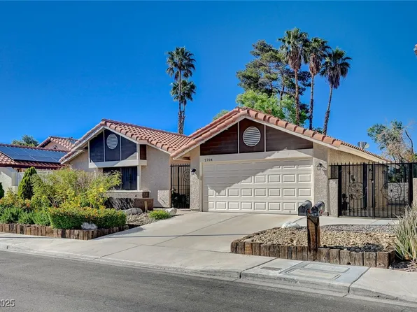 2704 Miraflores Ave, Las Vegas, NV 89102