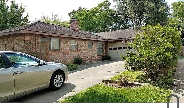 1st image of 12019 Chessington Dr