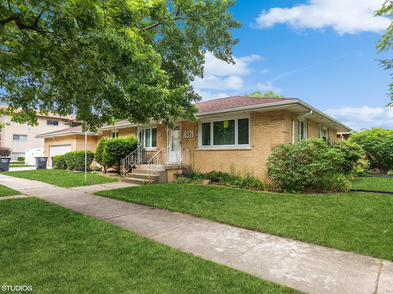 18379 Glen Oak (3) — Photo 1