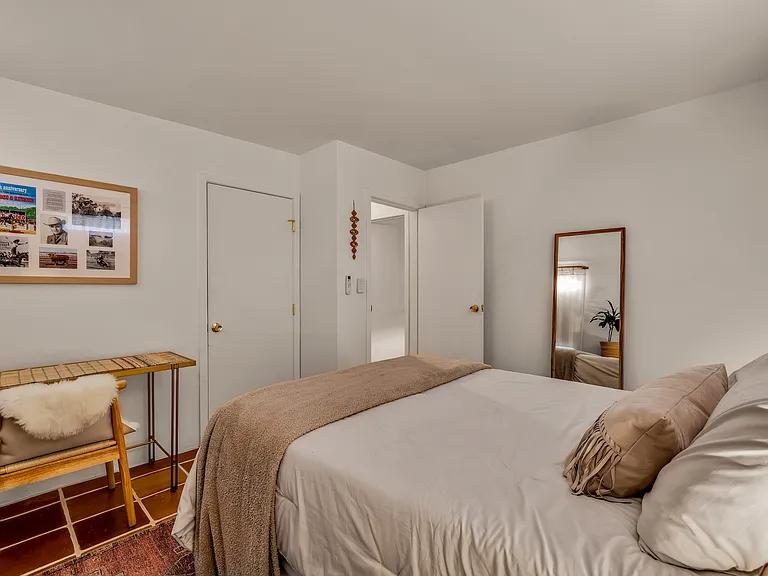 5660 Rowell Rd — Photo 24