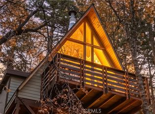 32703 Tulip Ln, Running Springs, CA 92382