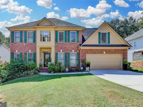 6769 Winterberry Ridge Dr, Stone Mountain, GA 30087