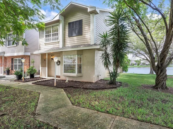 12175 NW 36th Pl, Fort Lauderdale, FL 33323