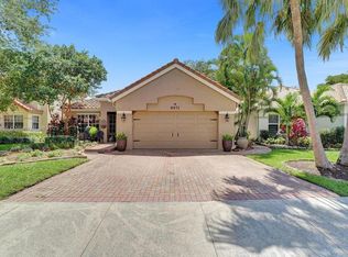 9471 Oak Grove Cir, Davie, FL 33328