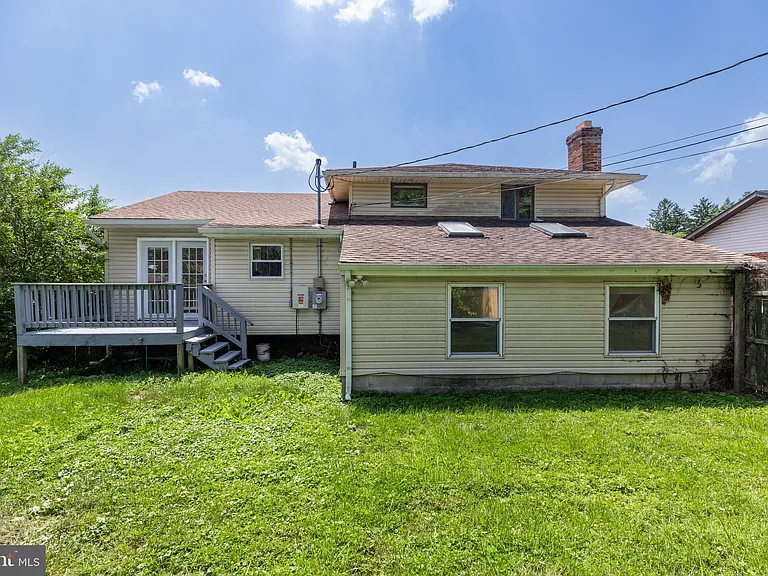6013 Madeline Dr — Photo 35