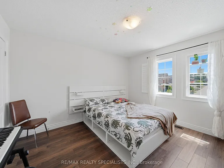294 Miller Park Ave — Photo 27
