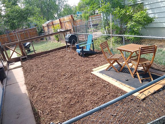 Fenced yard for your pup!
