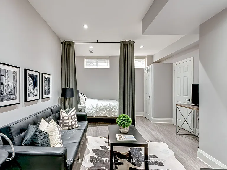 6 Dalmeny Rd #LOWER — Photo 14