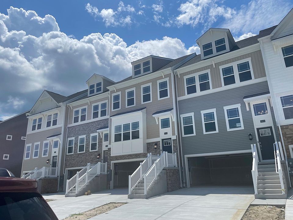 1st image of 35424 Wright Way