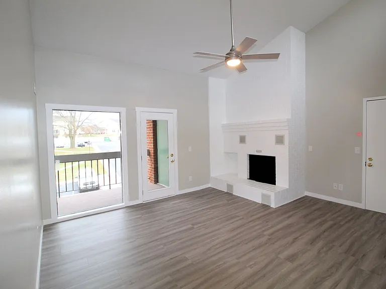 1026-12 Blue Ridge Dr — Photo 3