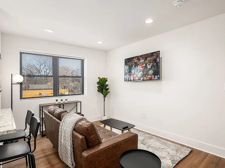 1656 E Livingston Ave #9 — Photo 7