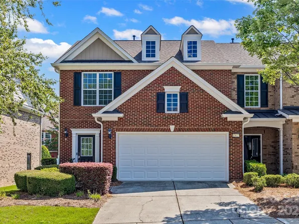 15627 Canmore St, Charlotte, NC 28277