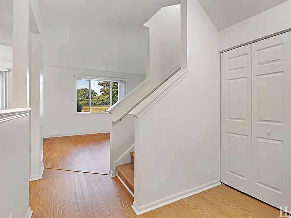 5th image of 1041 Carrick Rd #44-3
