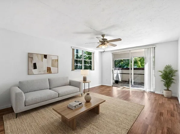 1681 NW 70th Avenue #102, Plantation, FL 33313