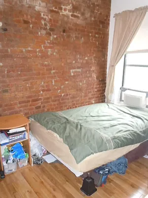 Rented by DSA Realty | media 36