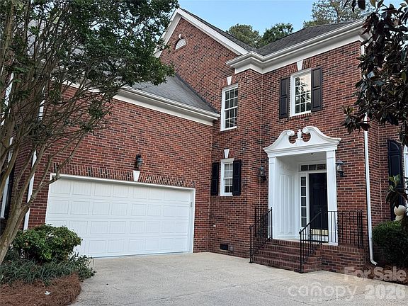 3rd image of 18324 Turnberry Ct