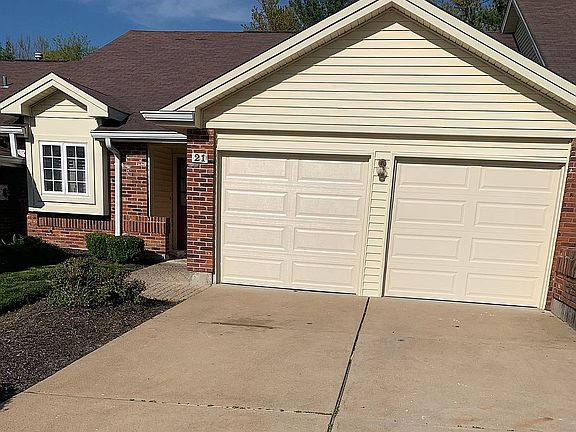 2nd image of 21 Willowyck Ct
