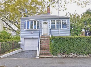132 Rockland St, Quincy, MA 02169