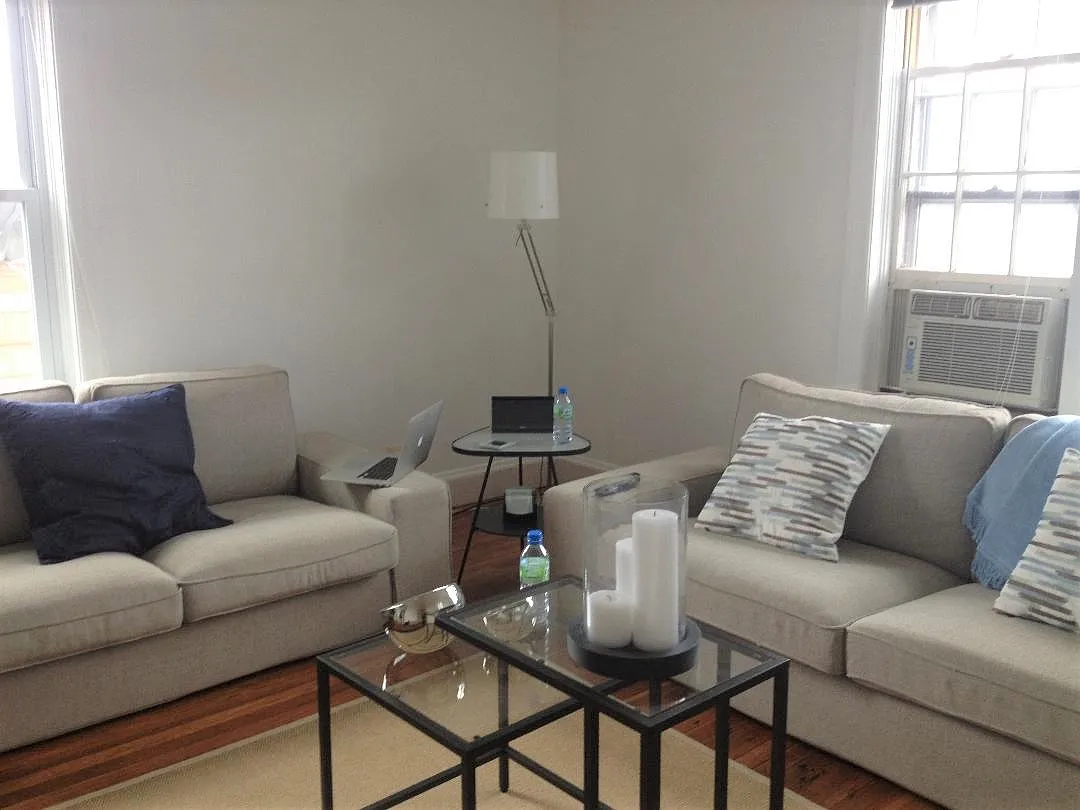 1 bed, 650 sqft, $1,900 — Photo 2