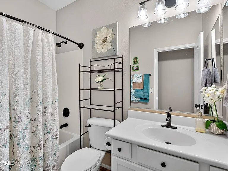 1342 E Judi Dr — Photo 19