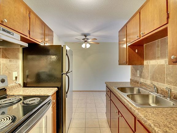 5th image of 2300 Pleasant Ave #304U