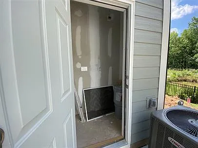339 Old Grove Ln — Photo 10
