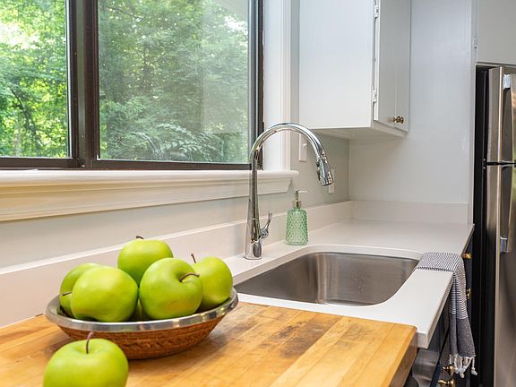 Fresh finishes, great light.