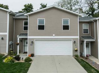 3087 Brunskill Rd, Dubuque, IA 52003