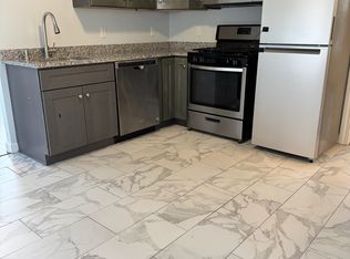 155 Boston St #2, Salem, MA 01970
