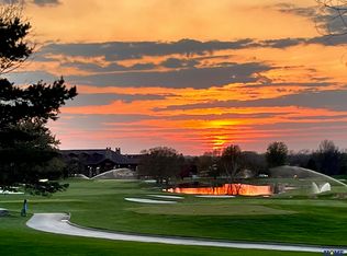 9001 Whispering Wind Rd, Lincoln, NE 68512