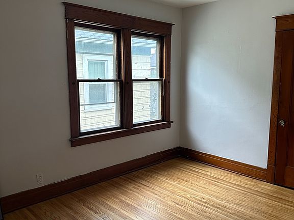 5th image of 25 Tacoma Ave