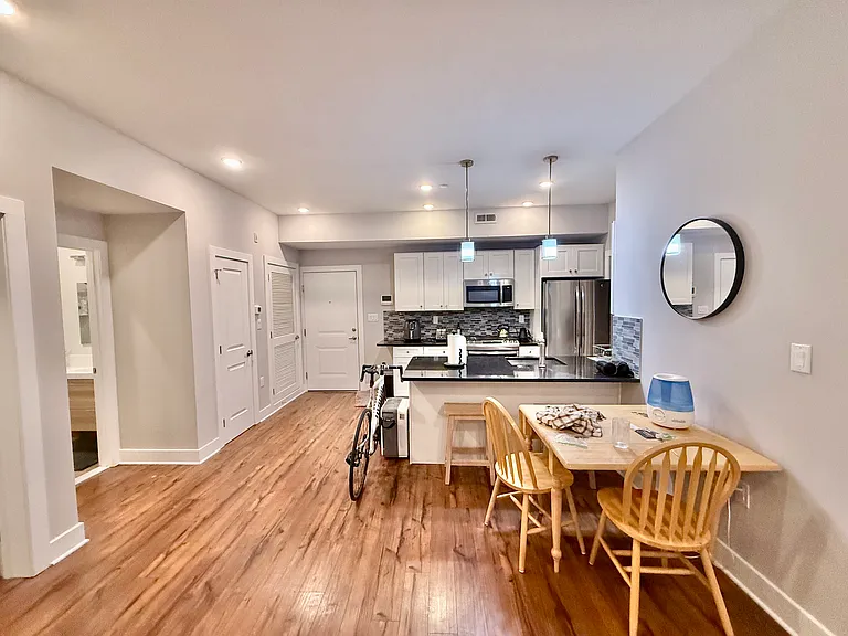 330 Cambridge St #O2B — Photo 8