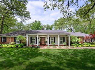 143 Frontenac Forest St, Saint Louis, MO 63131