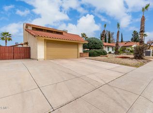 2108 E Hearn Rd, Phoenix, AZ 85022