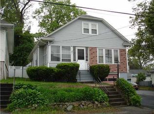 92 Mason Ave, Cranston, RI 02910